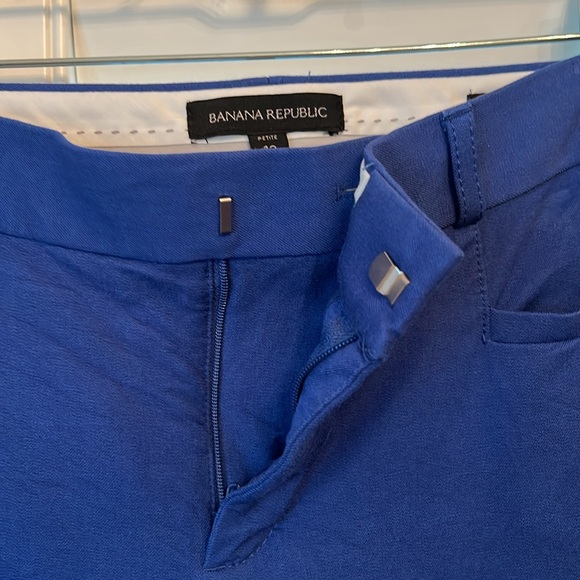 worn only several times from a smoke and pet free home - Picture 2 of 4